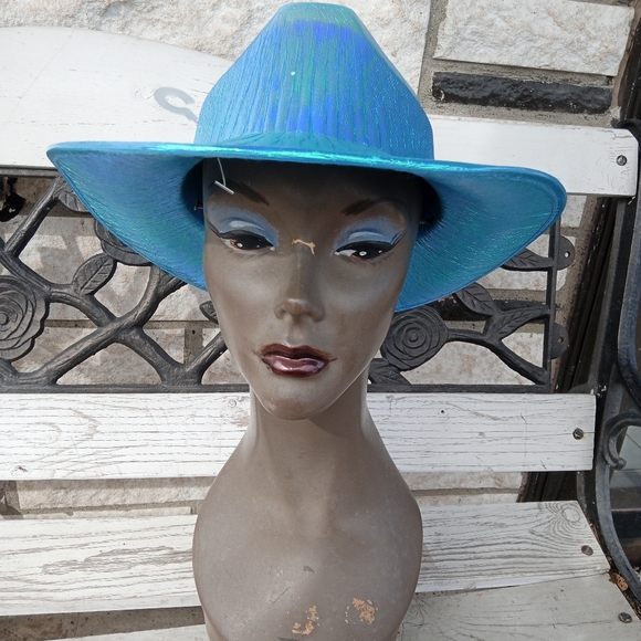 Beautiful Hat main image 10
